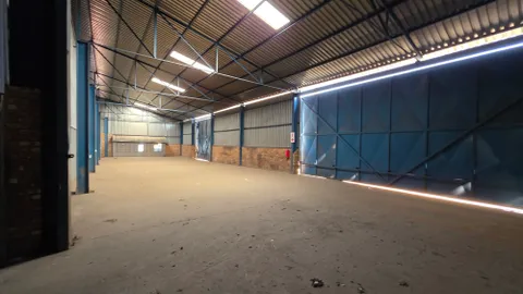 13 Euclio Street, Cnr Euclio and Tide, Germiston, Gauteng 5500m² Warehouse Available to let for rent in Germiston (7)